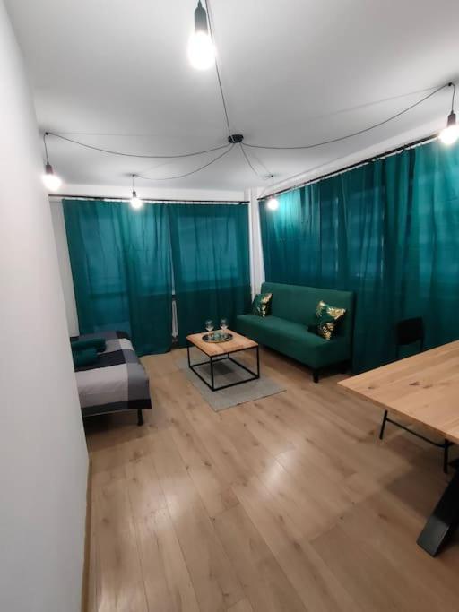 Apartament Szmaragdowy Centrum Apartment Варшава Екстериор снимка